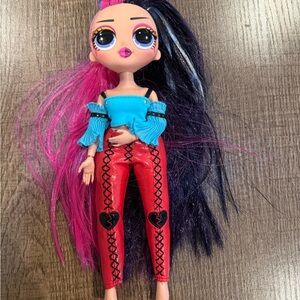 L.O.L. Surprise! O.M.G. Movie Magic Miss Direct fashion doll